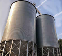 Tapered bottom grain silo
